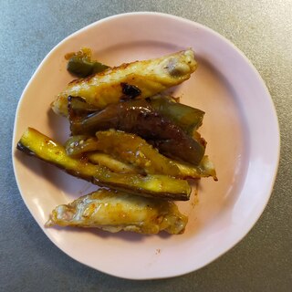 茄子と鶏手羽中のしょうゆ炒め